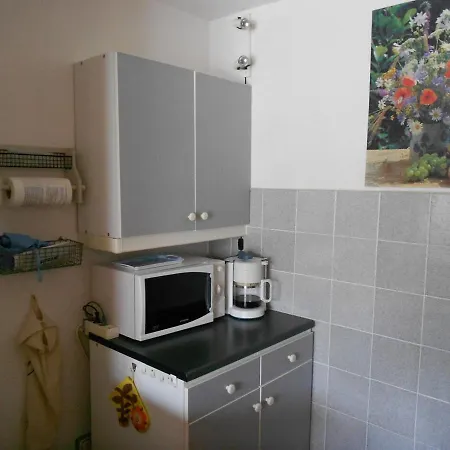Charmante Maisonnette A 200m De La Avec Jardin Et Parking Prive - Fr-1-476-9 4* La Faute-sur-Mer