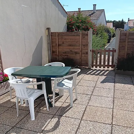 Charmante Maisonnette A 200m De La Avec Jardin Et Parking Prive - Fr-1-476-9 Otel La Faute-sur-Mer